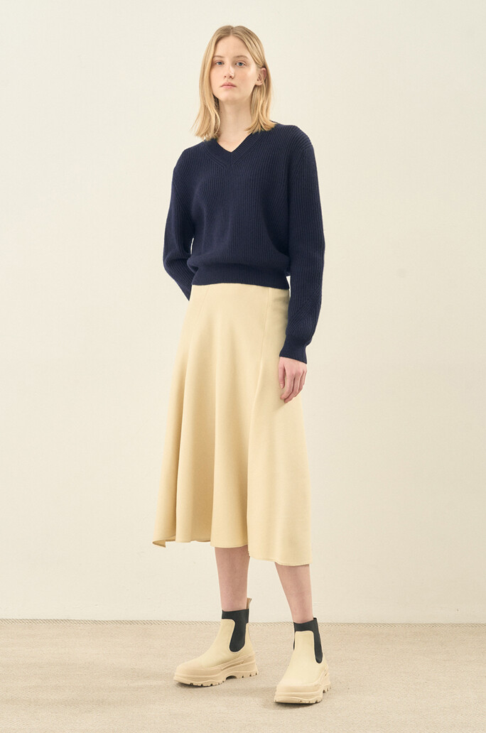 Thehandsome.com | THE HANDSOME.COM [the CASHMERE] cashmere blend V-neck knit top