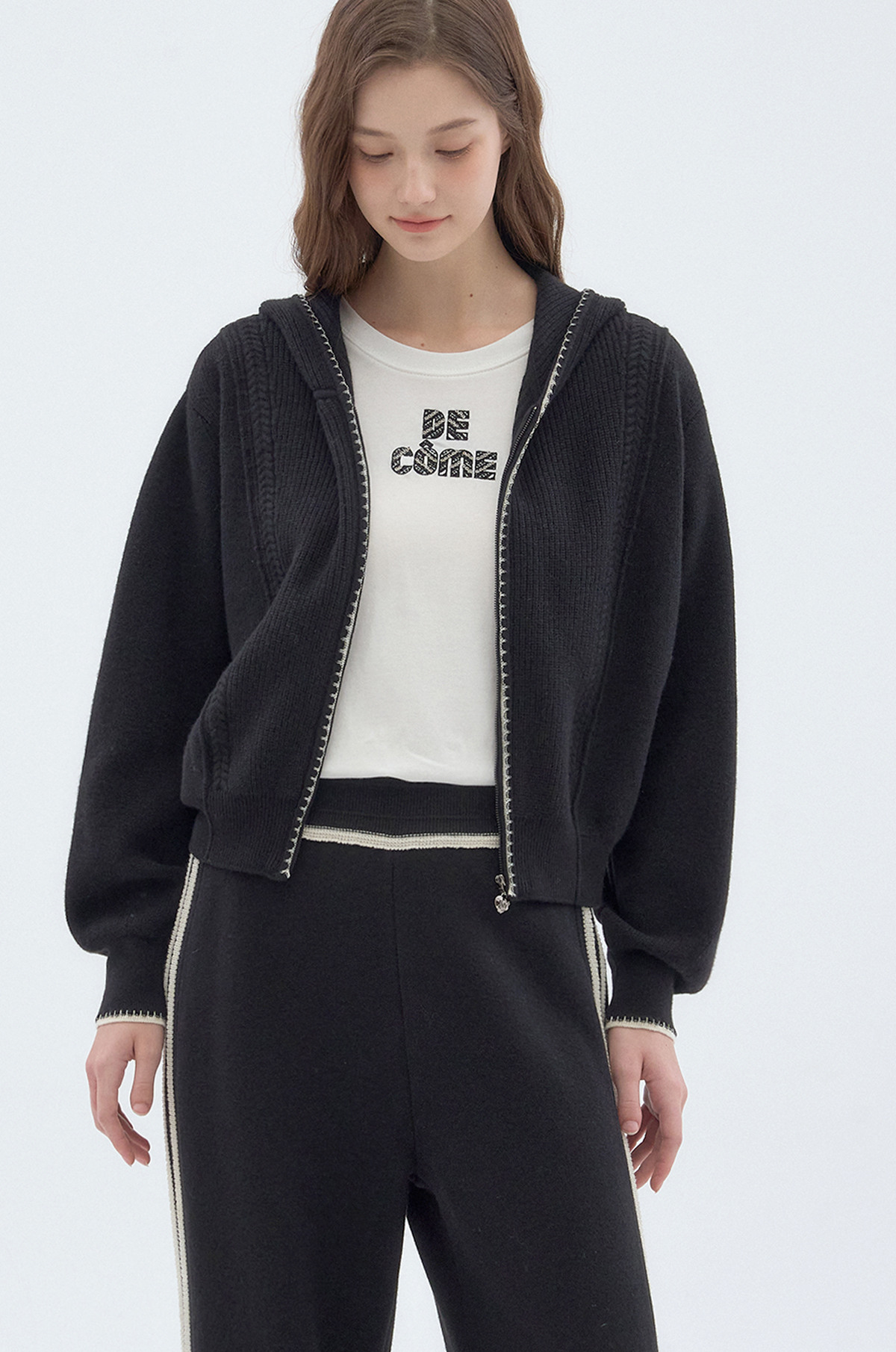 【ほぼ未使用】HYEON ted cape 店頭でも大人気だったted cape🧸 M(1-4枚目)S(5-8枚目)サイズの