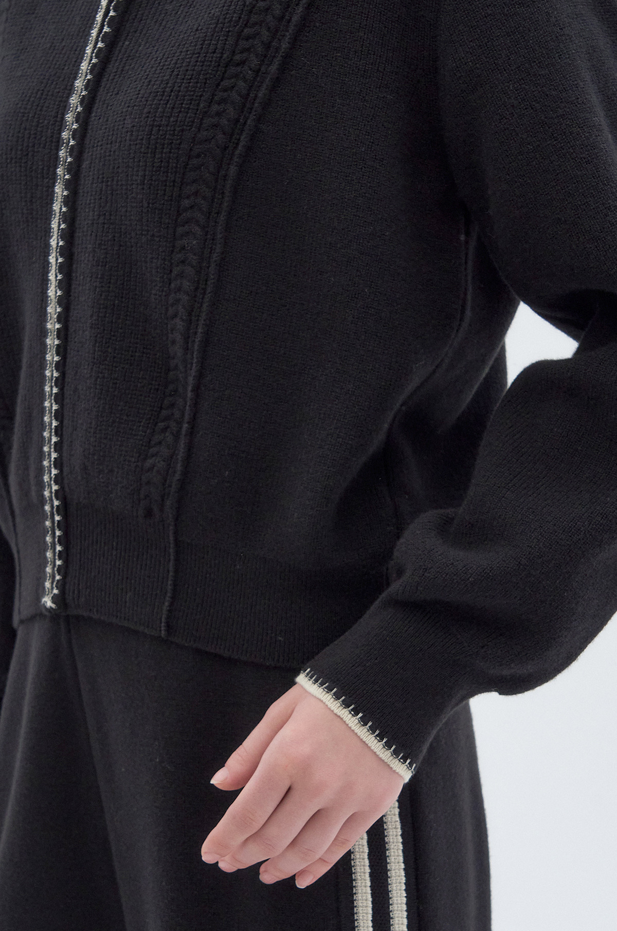 【ほぼ未使用】HYEON ted cape 店頭でも大人気だったted cape🧸 M(1-4枚目)S(5-8枚目)サイズの